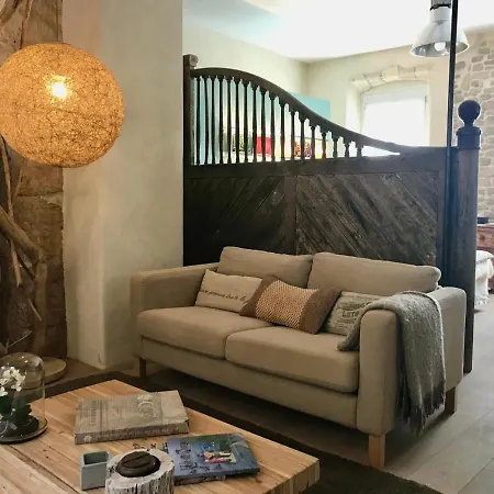 Le Loft Des Antiquaires, * LʼIsle-sur-la-Sorgue
